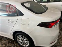 تۆیۆتا کۆرۆلا